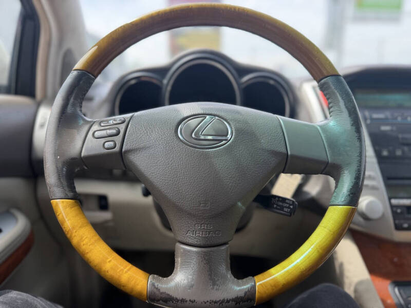 2004 Lexus RX 330