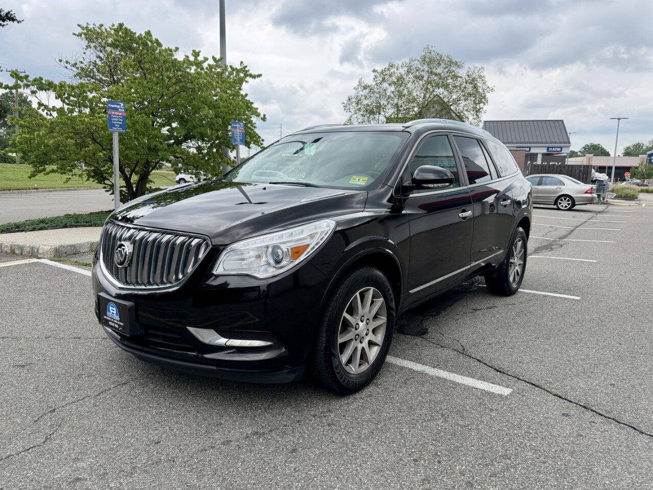  2017 Buick Enclave Convenience FWD   