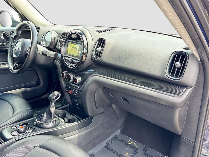 2017 MINI Countryman Cooper