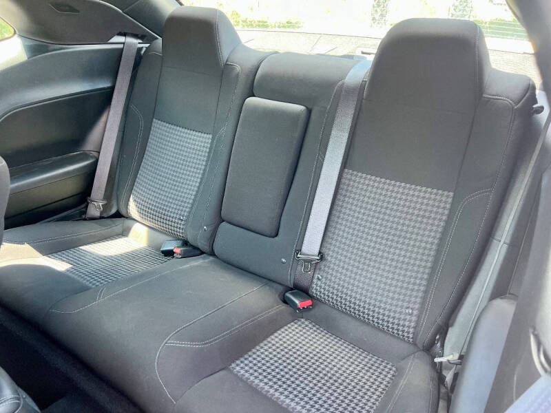 2022 Dodge Challenger SXT