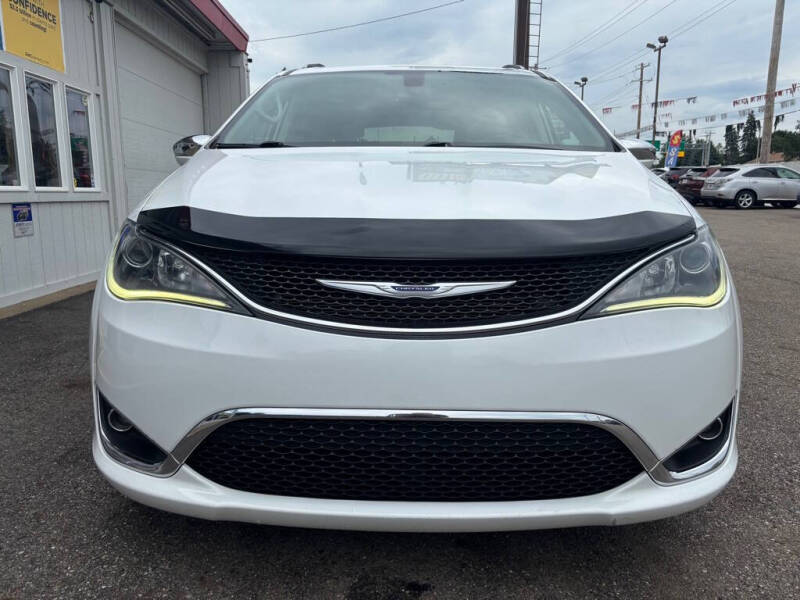 2020 Chrysler Pacifica Limited