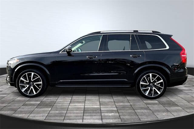 2019 Volvo XC90 T6 Momentum