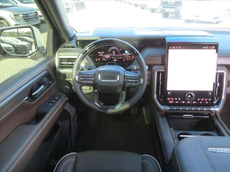 2025 GMC Yukon Denali Ultimate