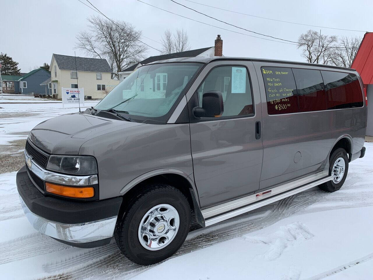 2009 chevrolet express passenger van
