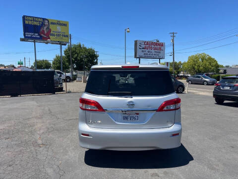 2017 Nissan Quest SV