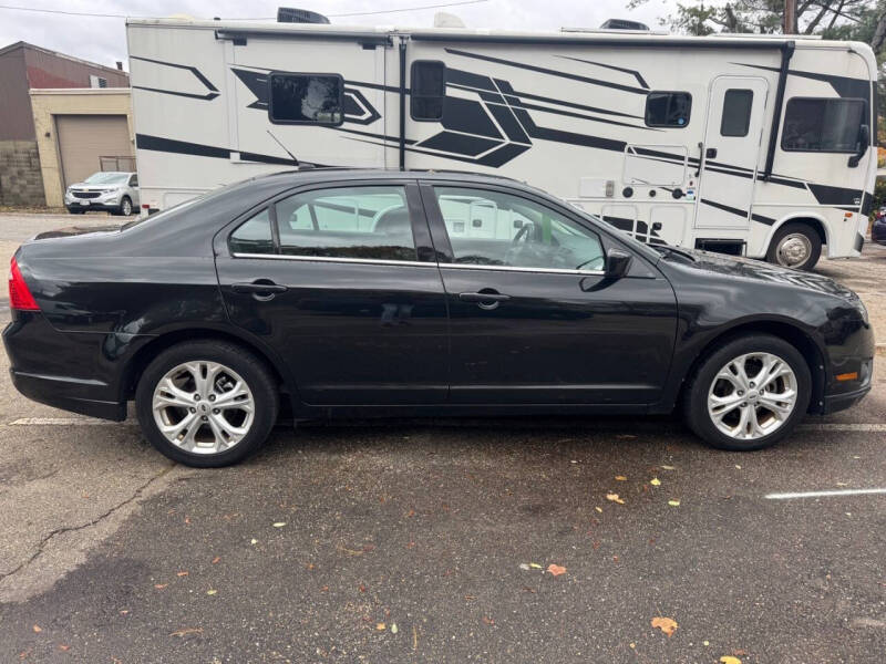 2012 Ford Fusion SE