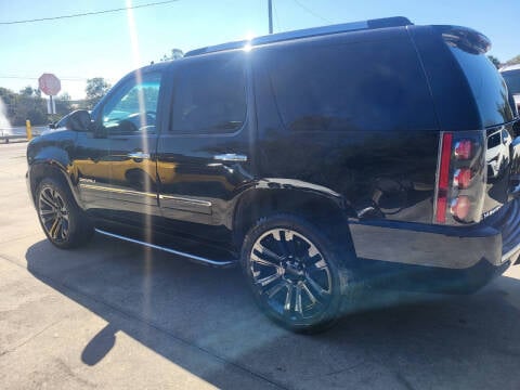 2014 GMC Yukon for sale at FAMILY AUTO BROKERS in Longwood FL