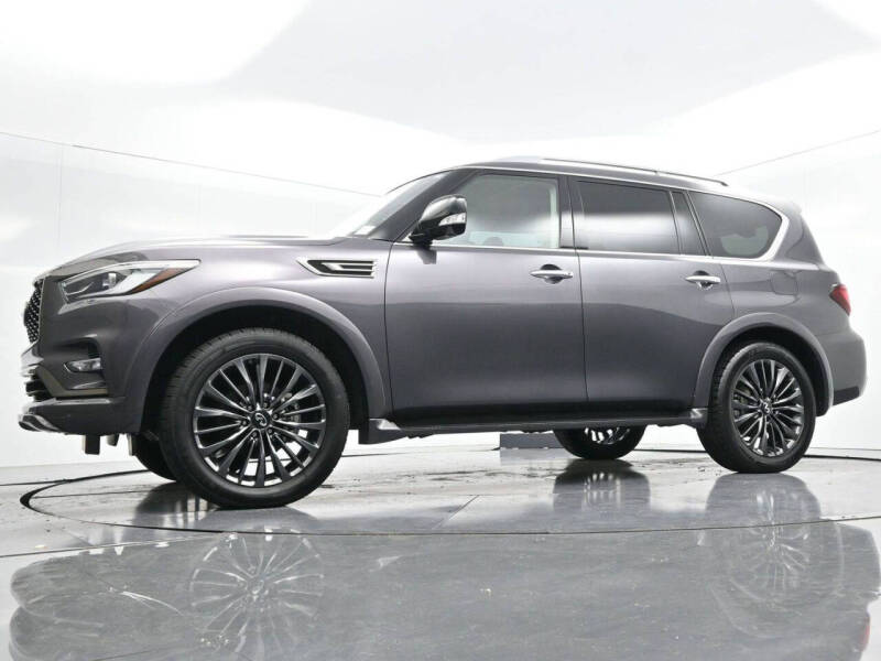 2022 Infiniti QX80 Premium Select