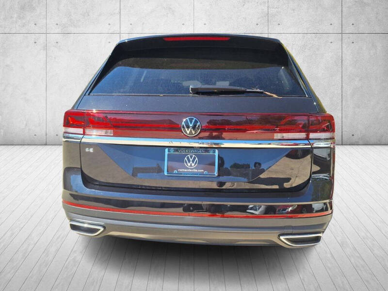 2026 Volkswagen Atlas SE