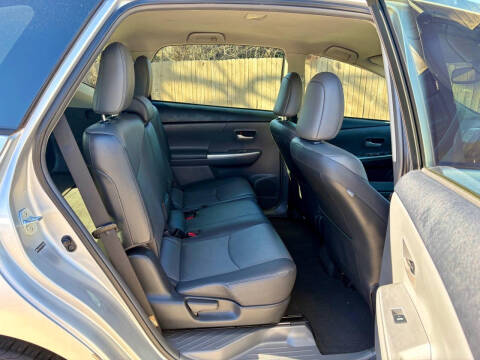 2012 Toyota Prius v Five