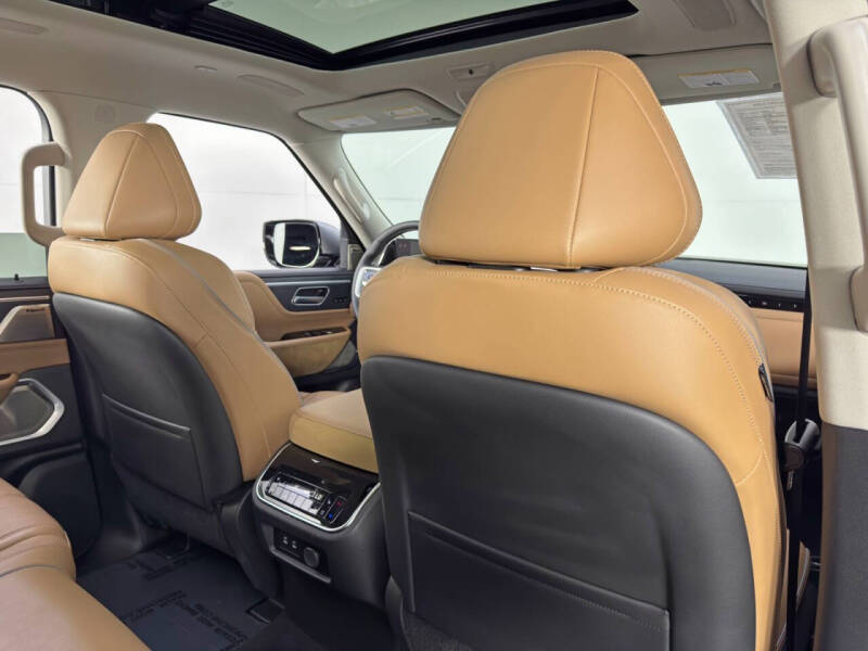 2025 Infiniti QX80 Sensory