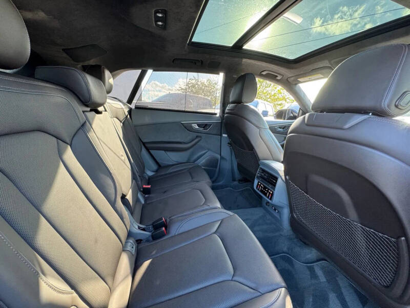 2019 Audi Q8 quattro Prestige 55 TFSI