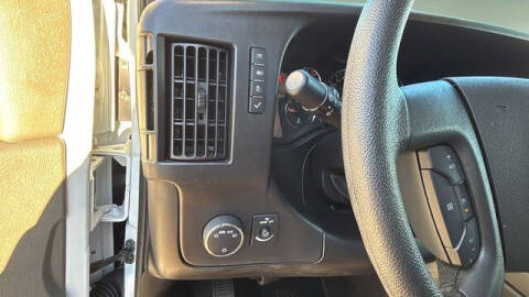 2024 Chevrolet Express LT 3500