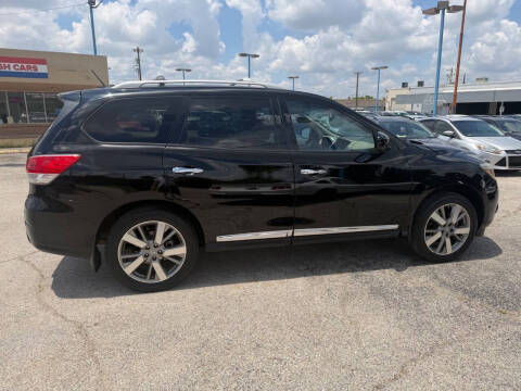 2013 Nissan Pathfinder Platinum