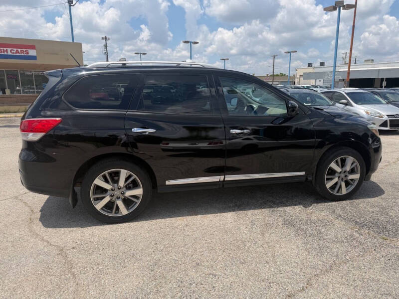 2013 Nissan Pathfinder Platinum