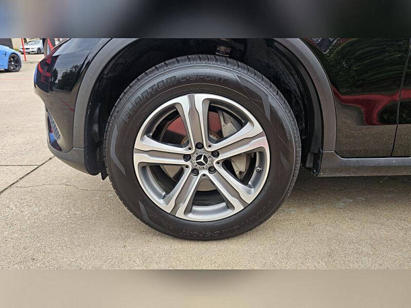 2019 Mercedes-Benz GLC GLC 300