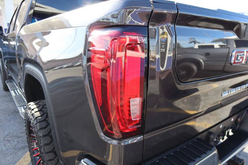 2021 GMC Sierra 1500 SLT