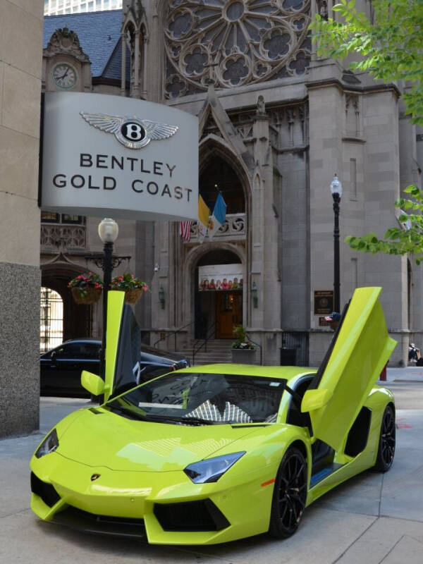 2016 Lamborghini Aventador LP 700-4