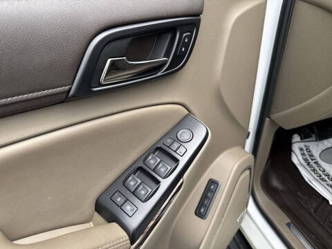 2017 GMC Yukon SLT