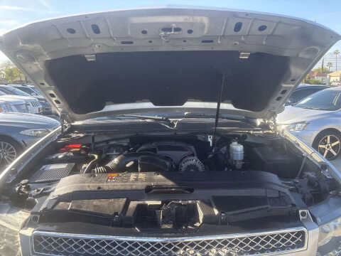 2013 Chevrolet Suburban LS