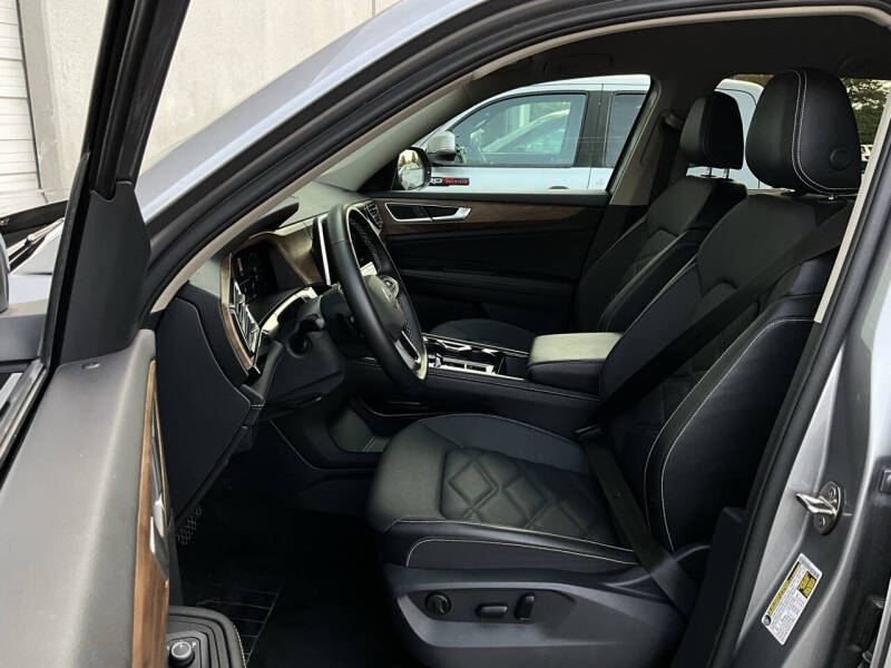 2025 Volkswagen Atlas SE 4Motion