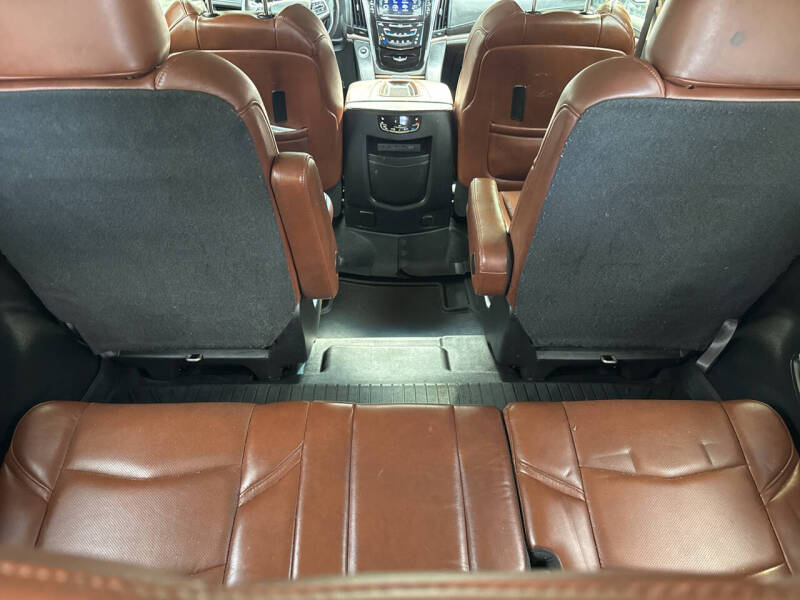 2019 Cadillac Escalade Luxury