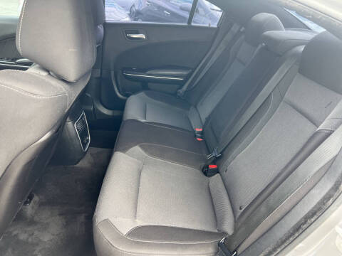 2015 Dodge Charger SXT