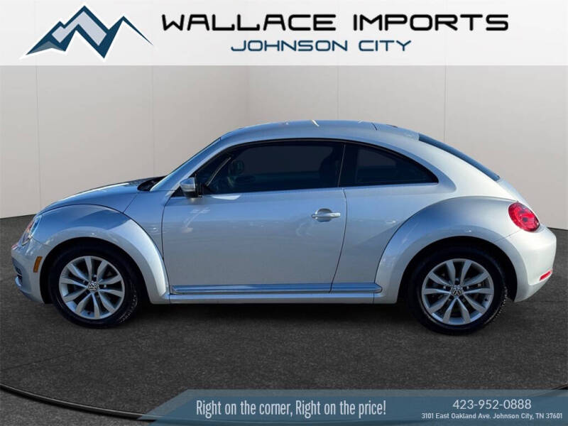 2014 Volkswagen Beetle 2.0's photo