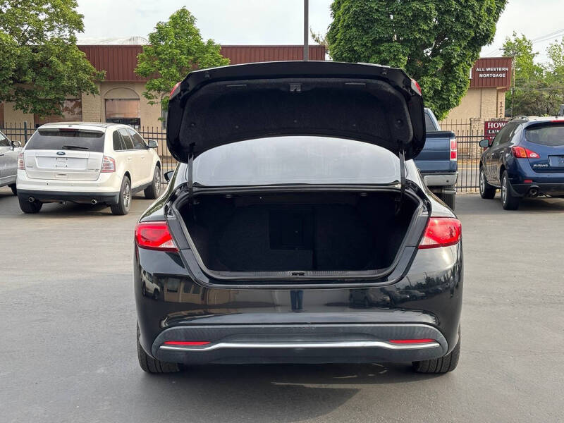 2015 Chrysler 200 C