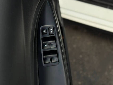 2019 Mitsubishi Mirage ES