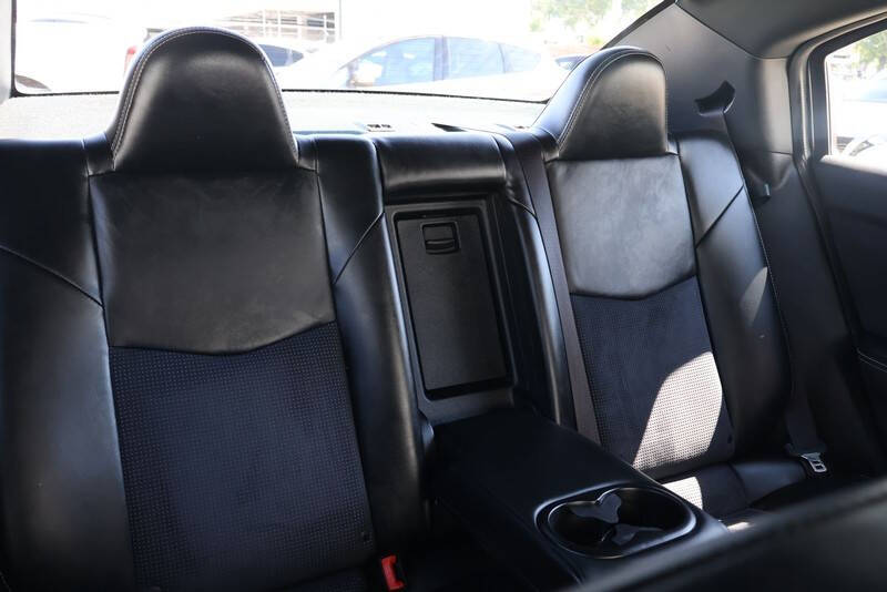 2013 Chrysler 200 Limited