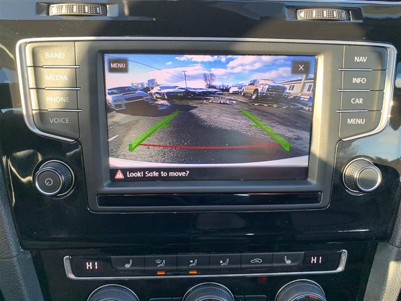 2017 Volkswagen Golf R 4Motion