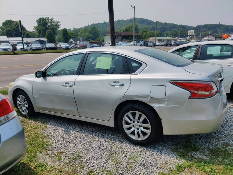 2015 Nissan Altima for sale at Magic Ride Auto Sales in Elizabethton TN