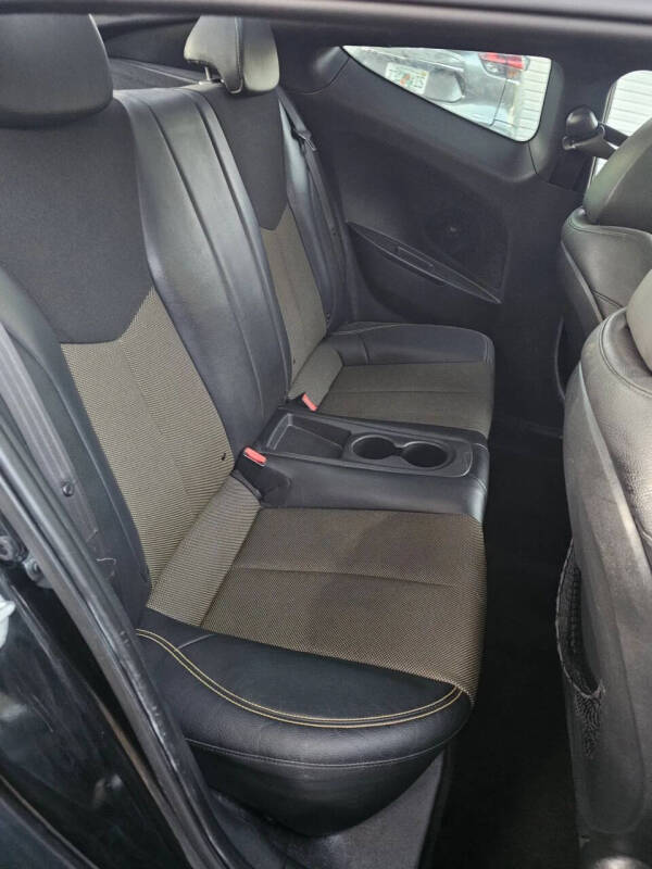 2016 Hyundai Veloster