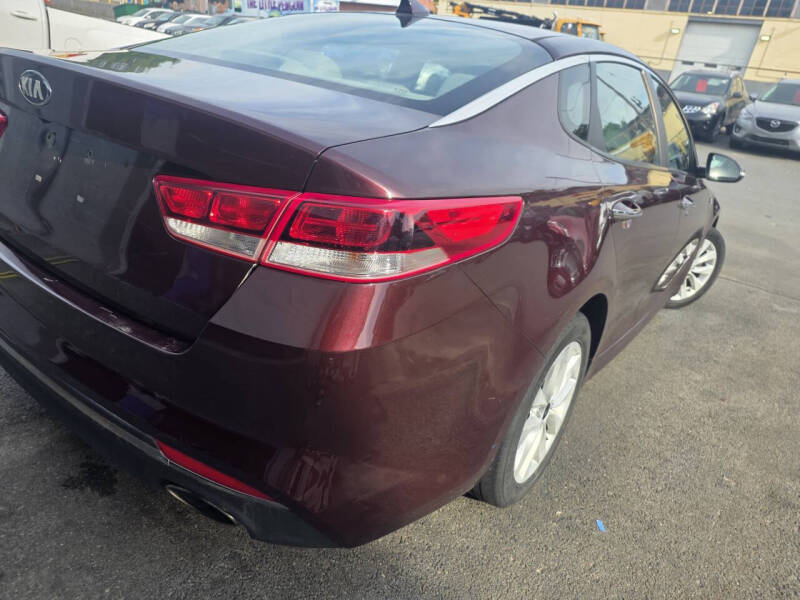 2016 Kia Optima LX