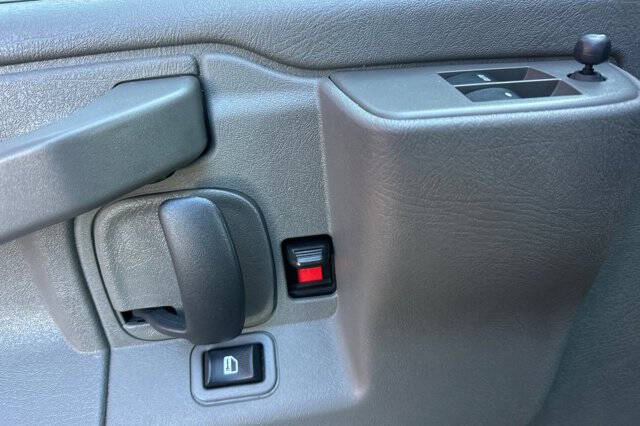 2023 GMC Savana 2500