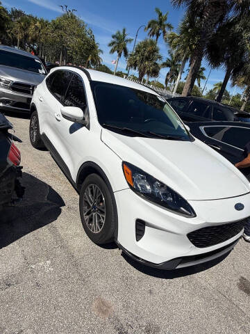 2020 Ford Escape SEL