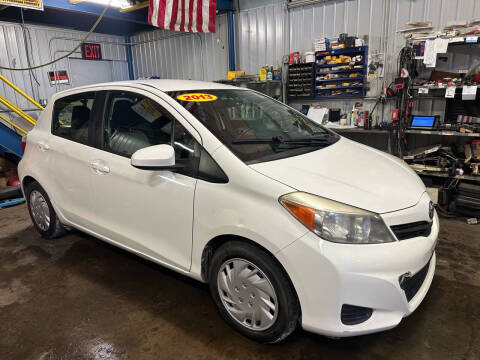 2013 Toyota Yaris 5-Door L