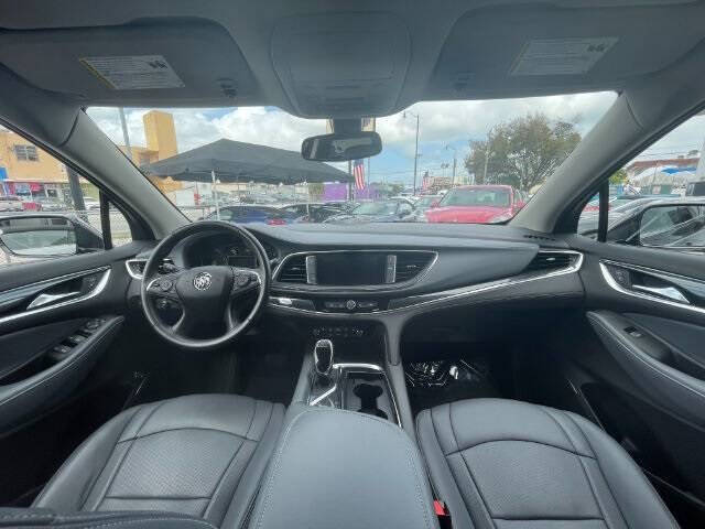 2018 Buick Enclave Essence