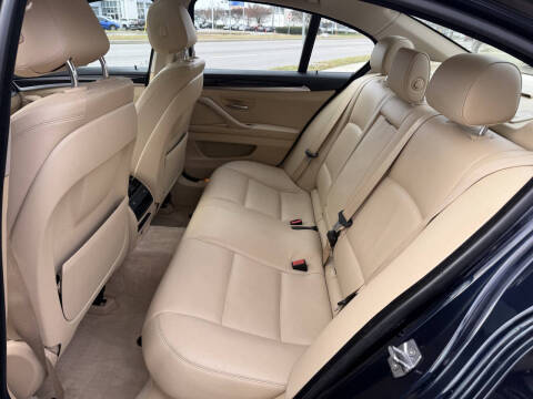 2015 BMW 5 Series 528i xDrive