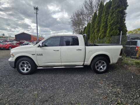 2017 RAM 1500 Laramie