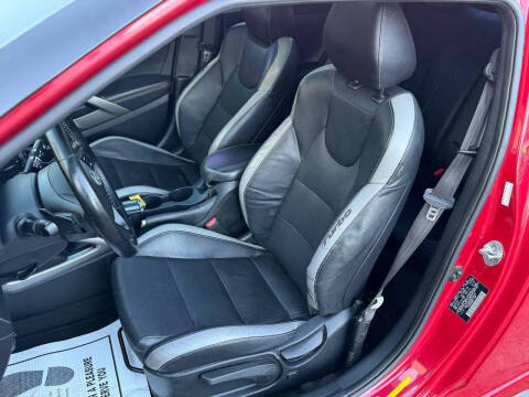 2016 Hyundai Veloster