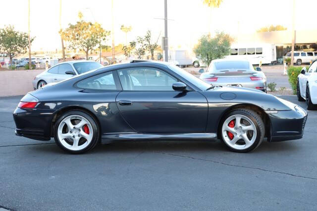 2004 Porsche 911 Carrera 4S