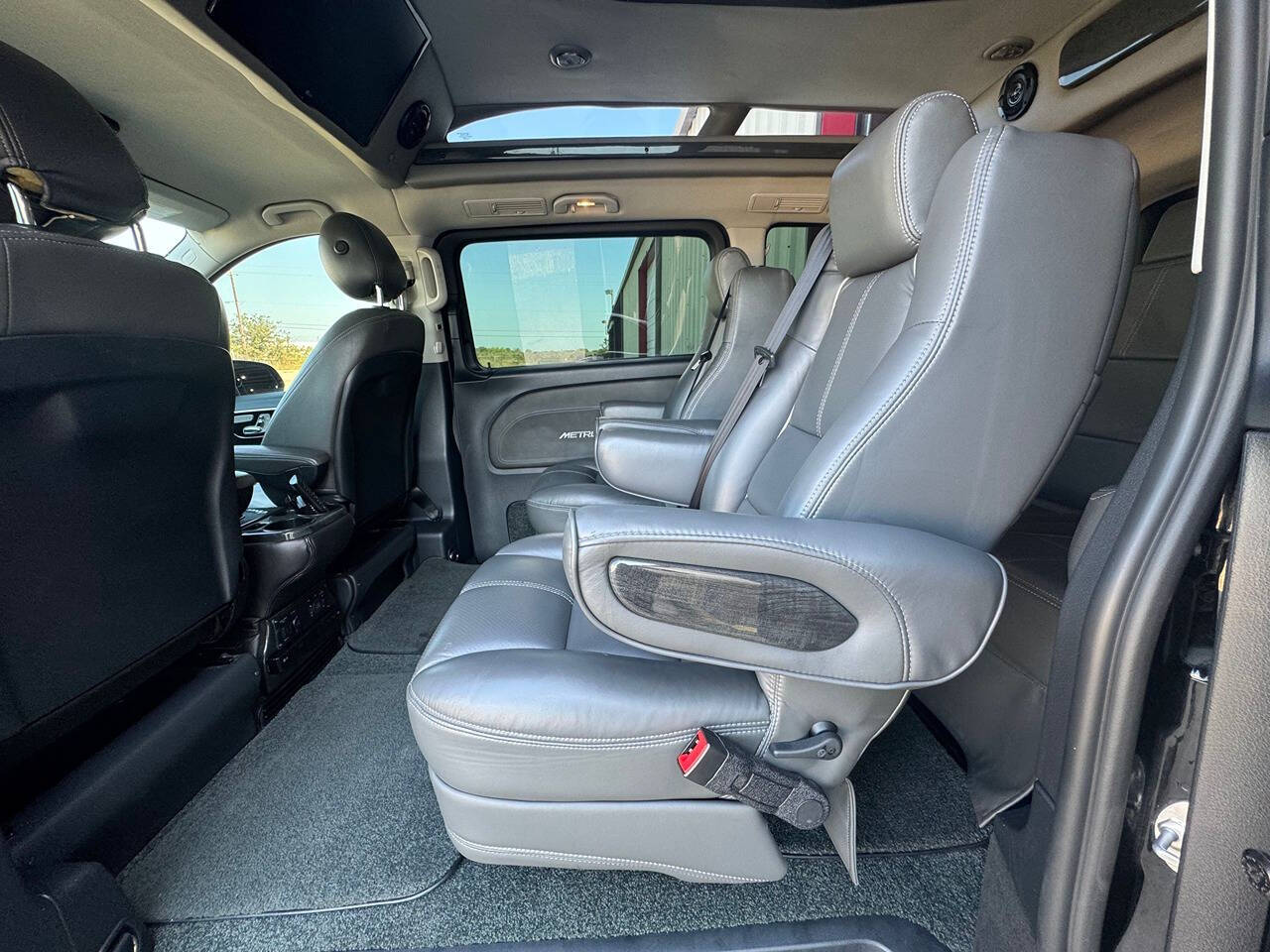 2019 Mercedes-Benz Metris for sale at Carnival Car Company in Victoria, TX