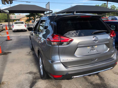 2018 Nissan Rogue S