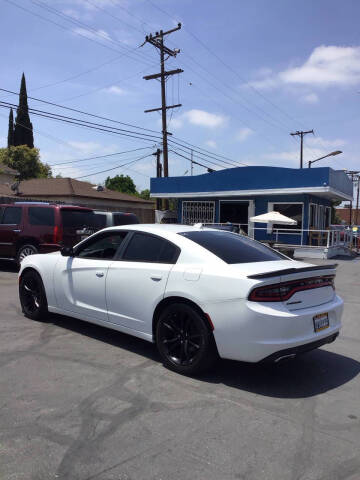 2016 Dodge Charger SXT