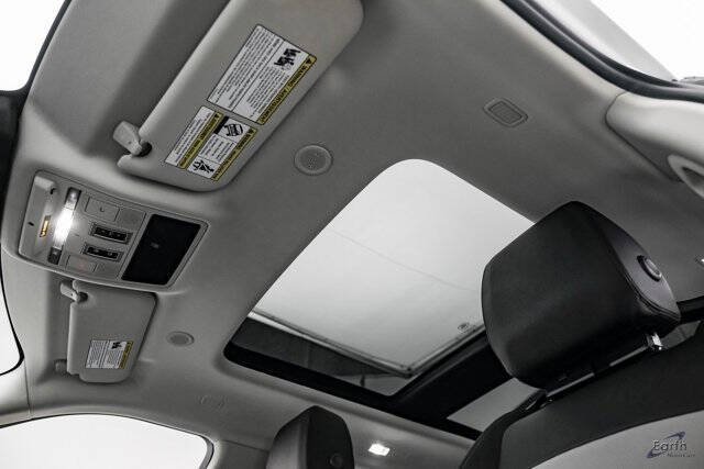 2024 Land Rover Range Rover Evoque P250 Dynamic SE