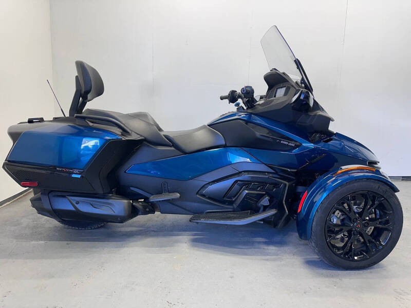 2022 Can-Am Spyder RT SE6
