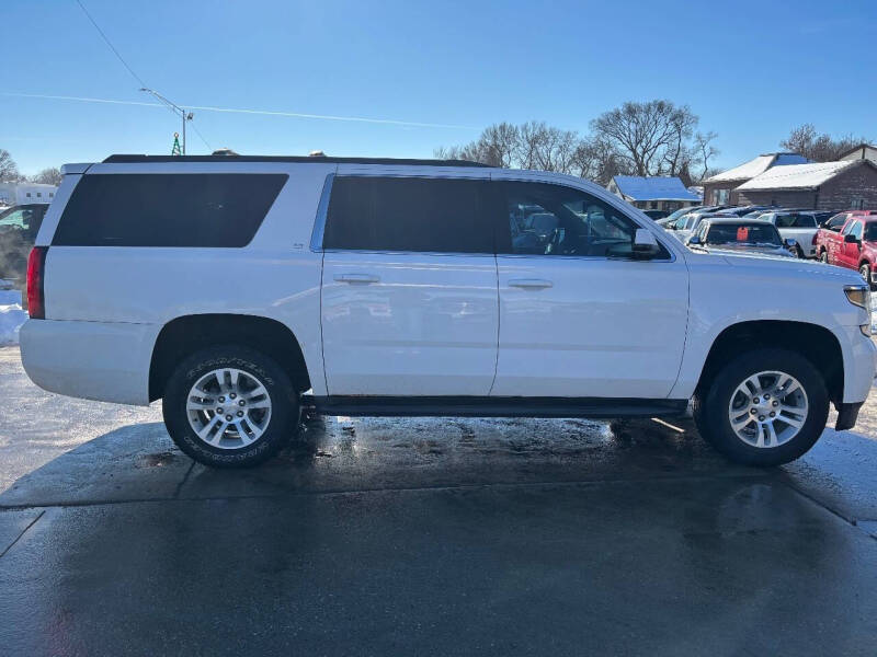 2015 Chevrolet Suburban LT