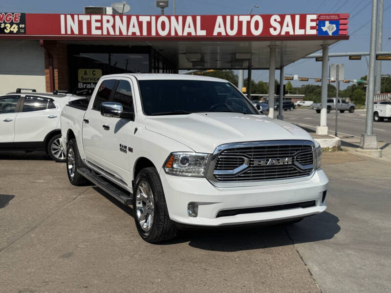2016 RAM Ram 1500 Pickup Laramie Limited's photo